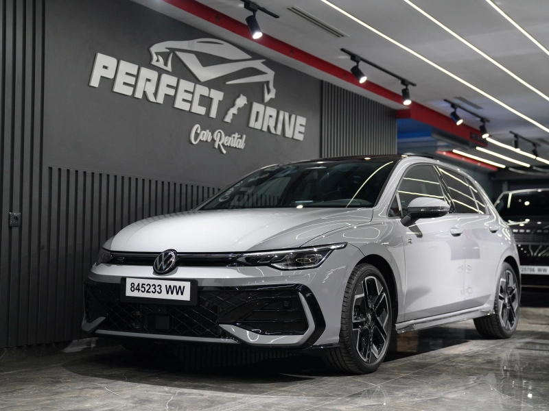 Volkswagen 8.5 R Line